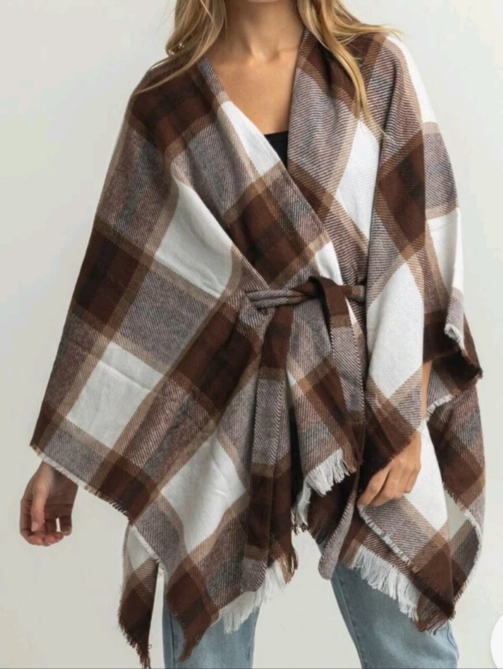 David & Young One Size Plaid Fringe Wrap Poncho in Brown and Cream Cottagecore